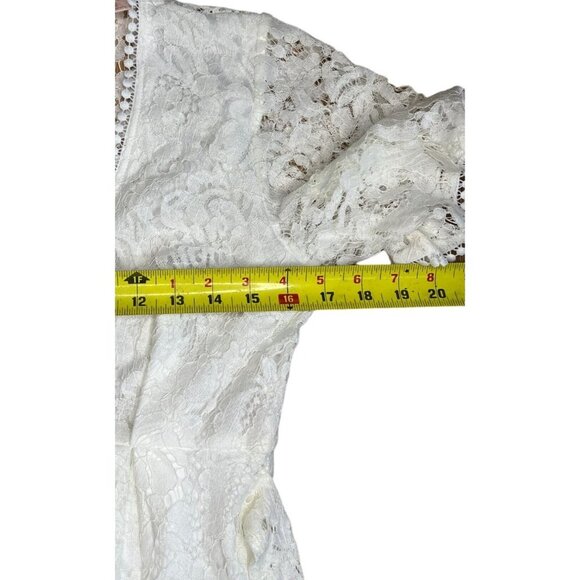 Showpo Women's White Lace Dip V-Neck Dress Size M - Picture 7 of 8